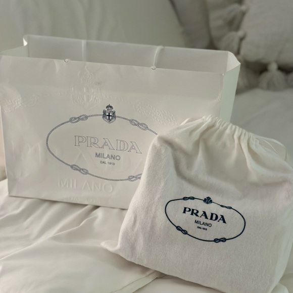 Re-Nylon Prada Re-Edition 2000 mini-bag baby pink - Picture 7 of 8